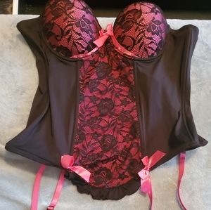 Black & Pink Torrid Lace Sexy Corset